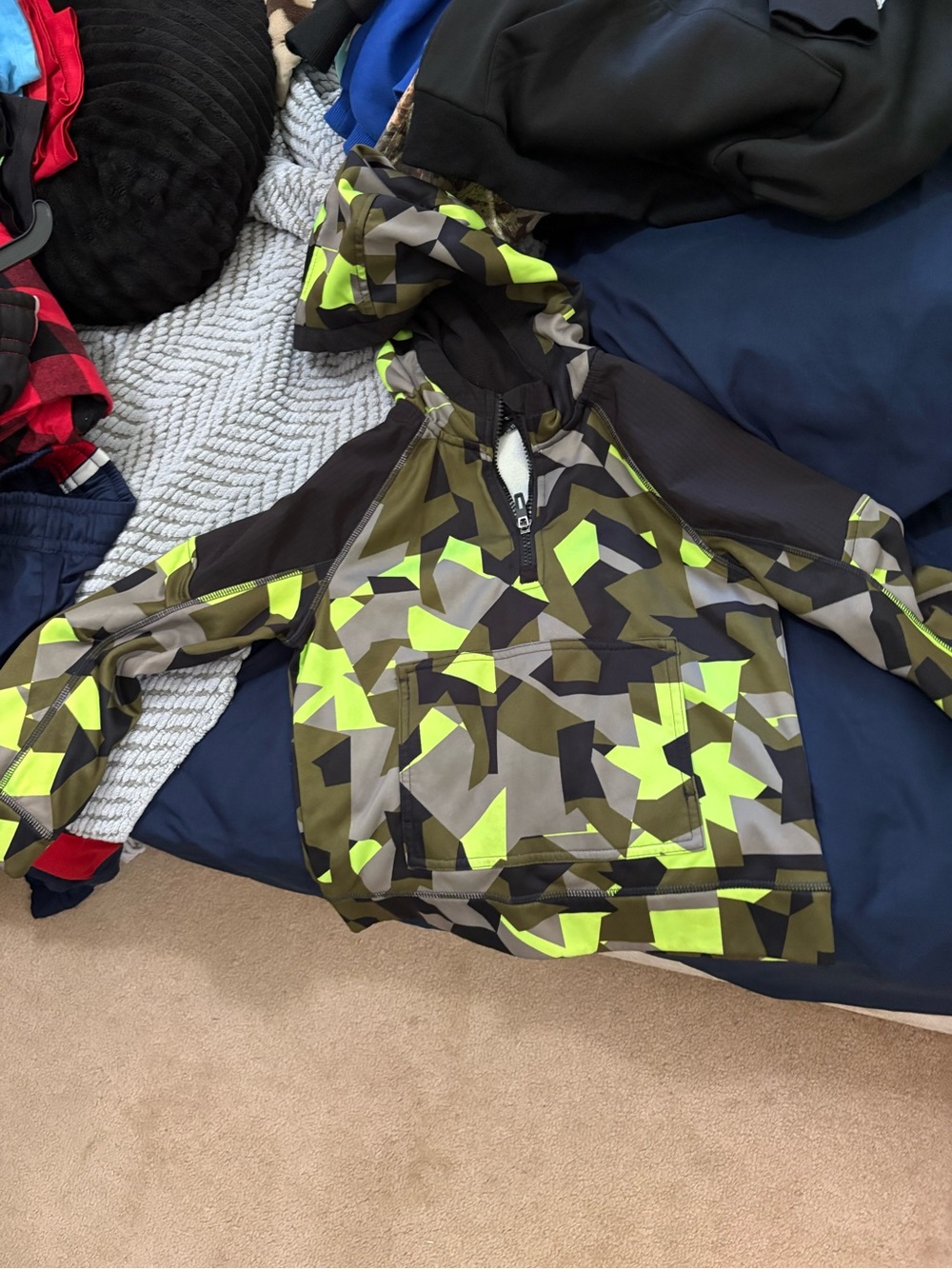 Athletic Works Neon Green and Olive Camo Hooded Raincoat